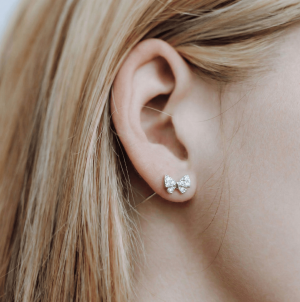 Soliera srebrne naušnice