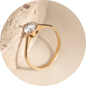 GOTOVO ZARUČNIČKO PRSTENJE